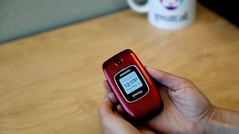 Review: Jitterbug Plus Cell Phone Simple Design, Lifesaving Technology