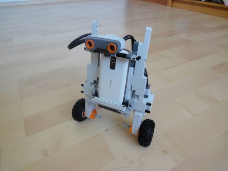 Put an Old Phone to Good Use–Make it a Lego NXT Telepresence Robot