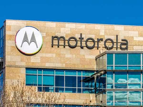 Motorola Slashes Price of Moto X to $399