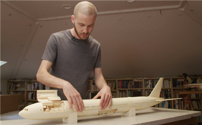 Everything Behind Luca Iaconi-Stewart’s Boeing 777 Plane Model