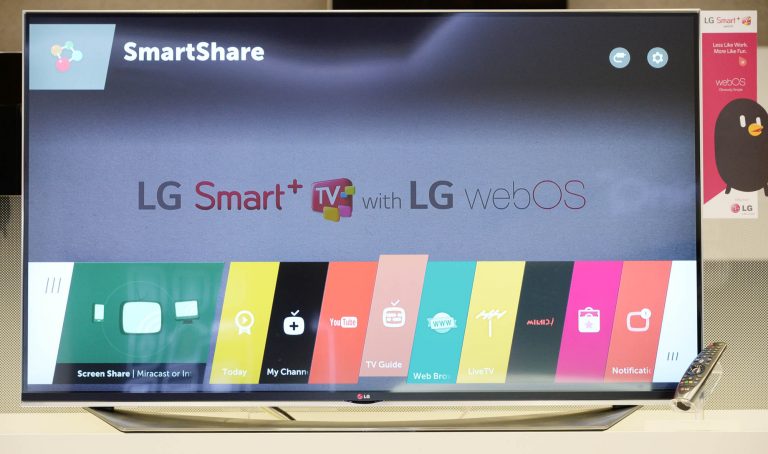 new LG Internet TV Will Let You Surf The Internet & Watch Movies Simultaneously